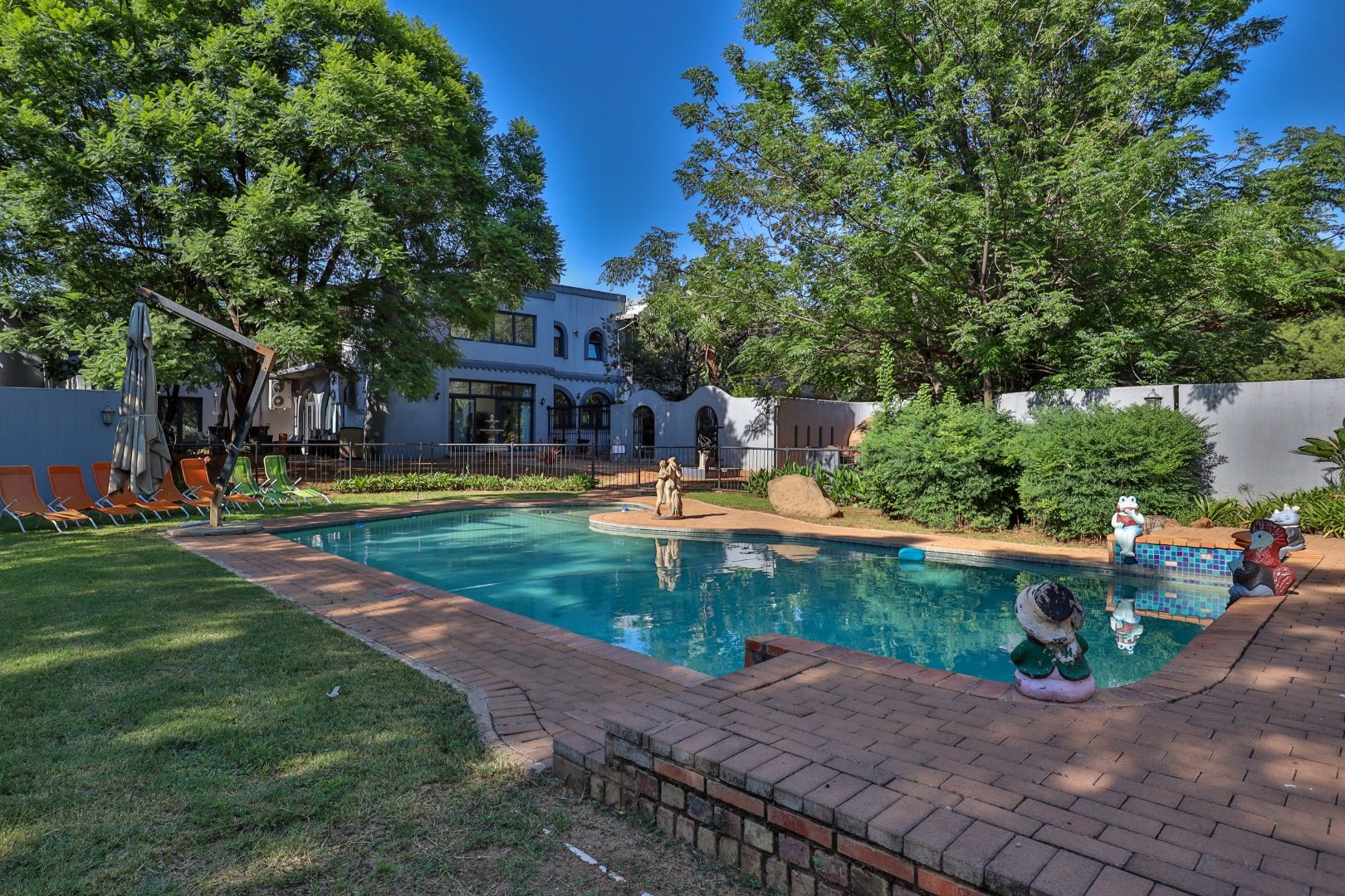 6 Bedroom Property for Sale in Winternest Gauteng