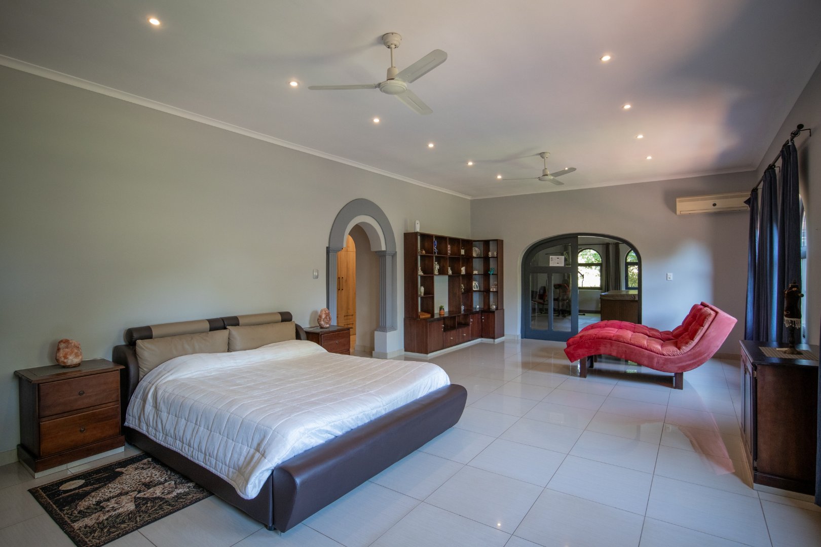 6 Bedroom Property for Sale in Winternest Gauteng