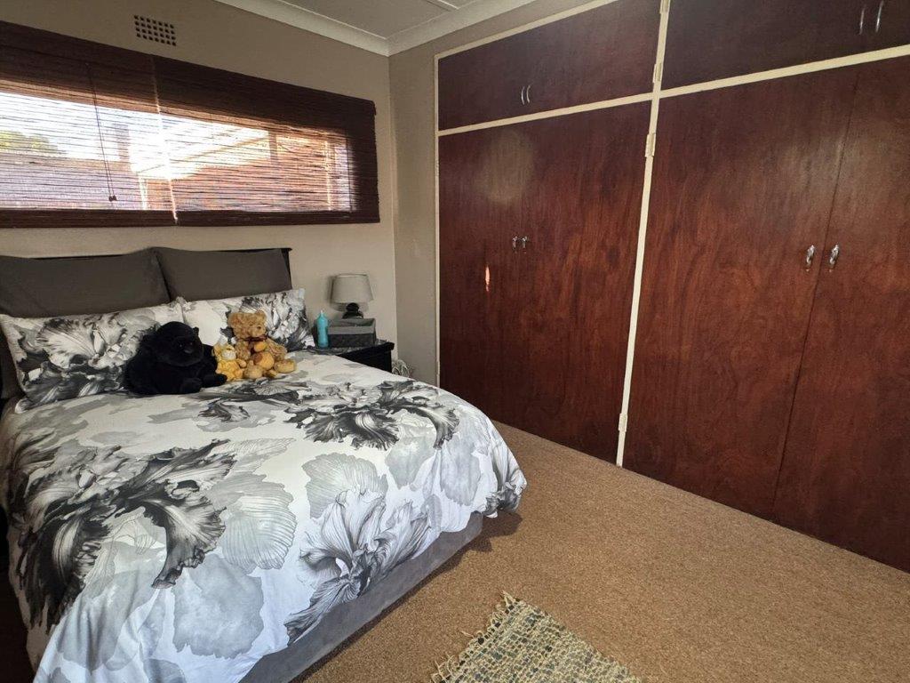 3 Bedroom Property for Sale in Birchleigh Gauteng