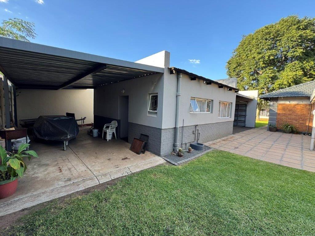 3 Bedroom Property for Sale in Birchleigh Gauteng