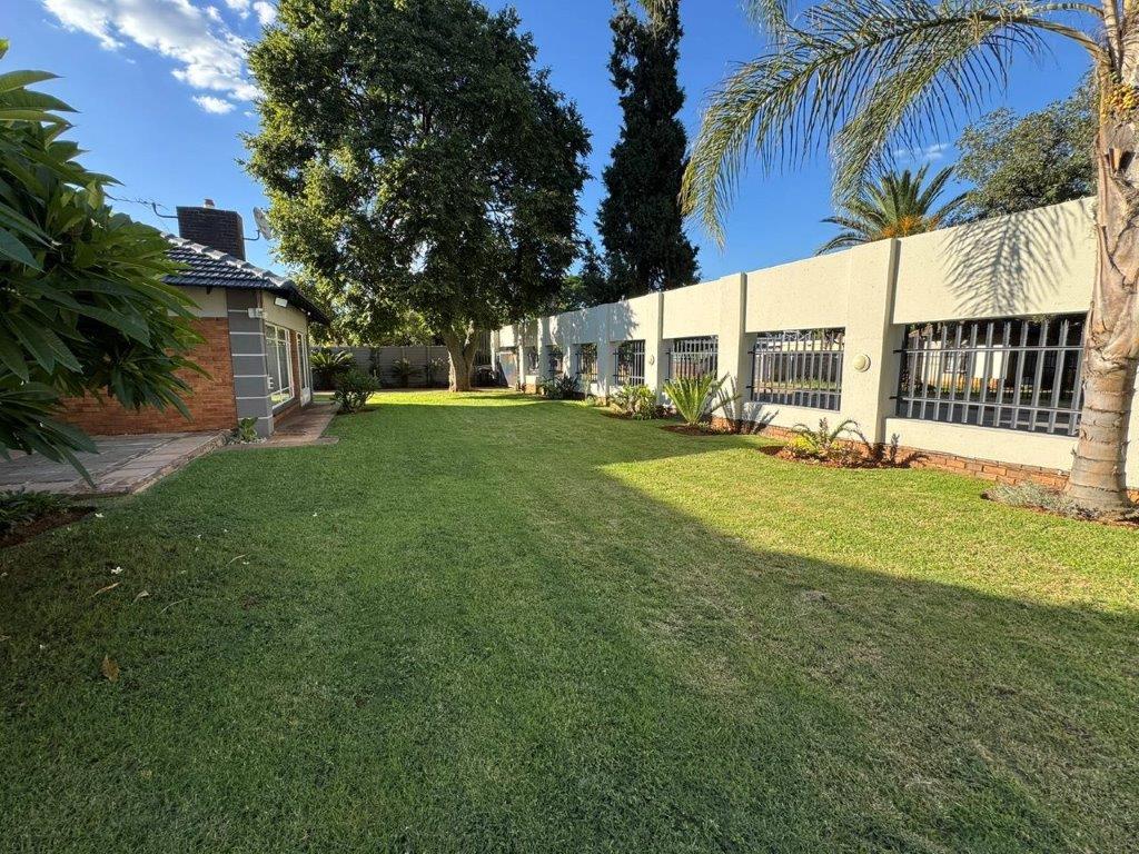 3 Bedroom Property for Sale in Birchleigh Gauteng