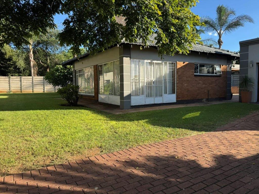 3 Bedroom Property for Sale in Birchleigh Gauteng