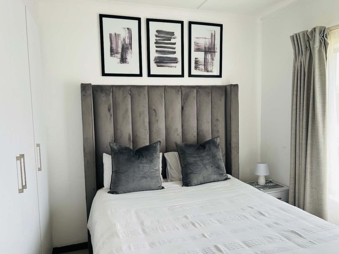 2 Bedroom Property for Sale in Erand Gardens Gauteng