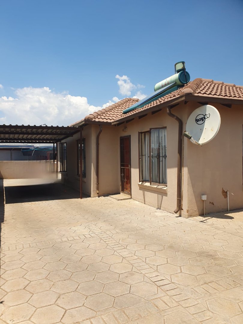 3 Bedroom Property for Sale in Elandspoort Gauteng