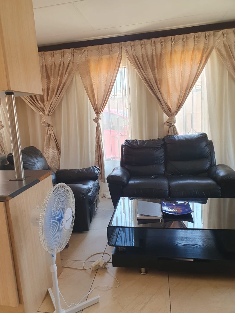 3 Bedroom Property for Sale in Elandspoort Gauteng