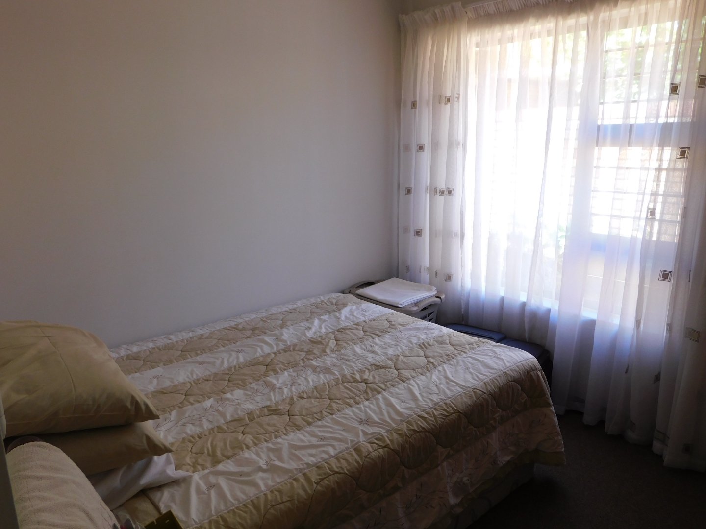 To Let 2 Bedroom Property for Rent in Featherbrooke Hills Retirement Gauteng