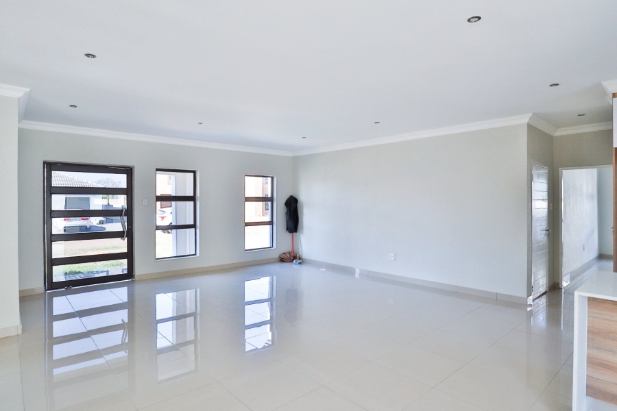 3 Bedroom Property for Sale in The Orchards Gauteng