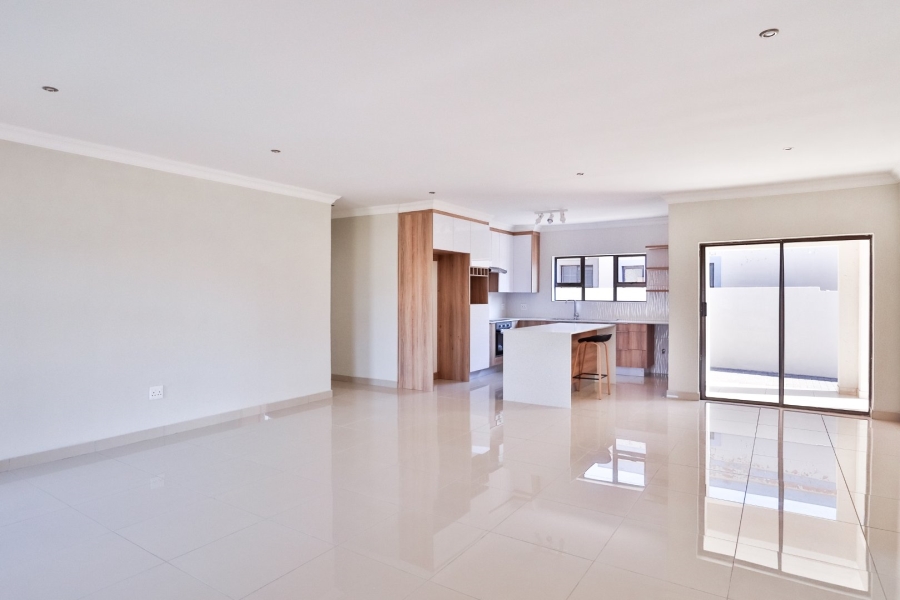 3 Bedroom Property for Sale in The Orchards Gauteng