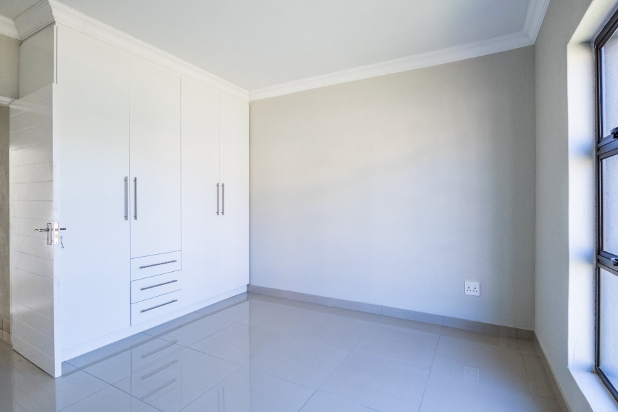 3 Bedroom Property for Sale in The Orchards Gauteng