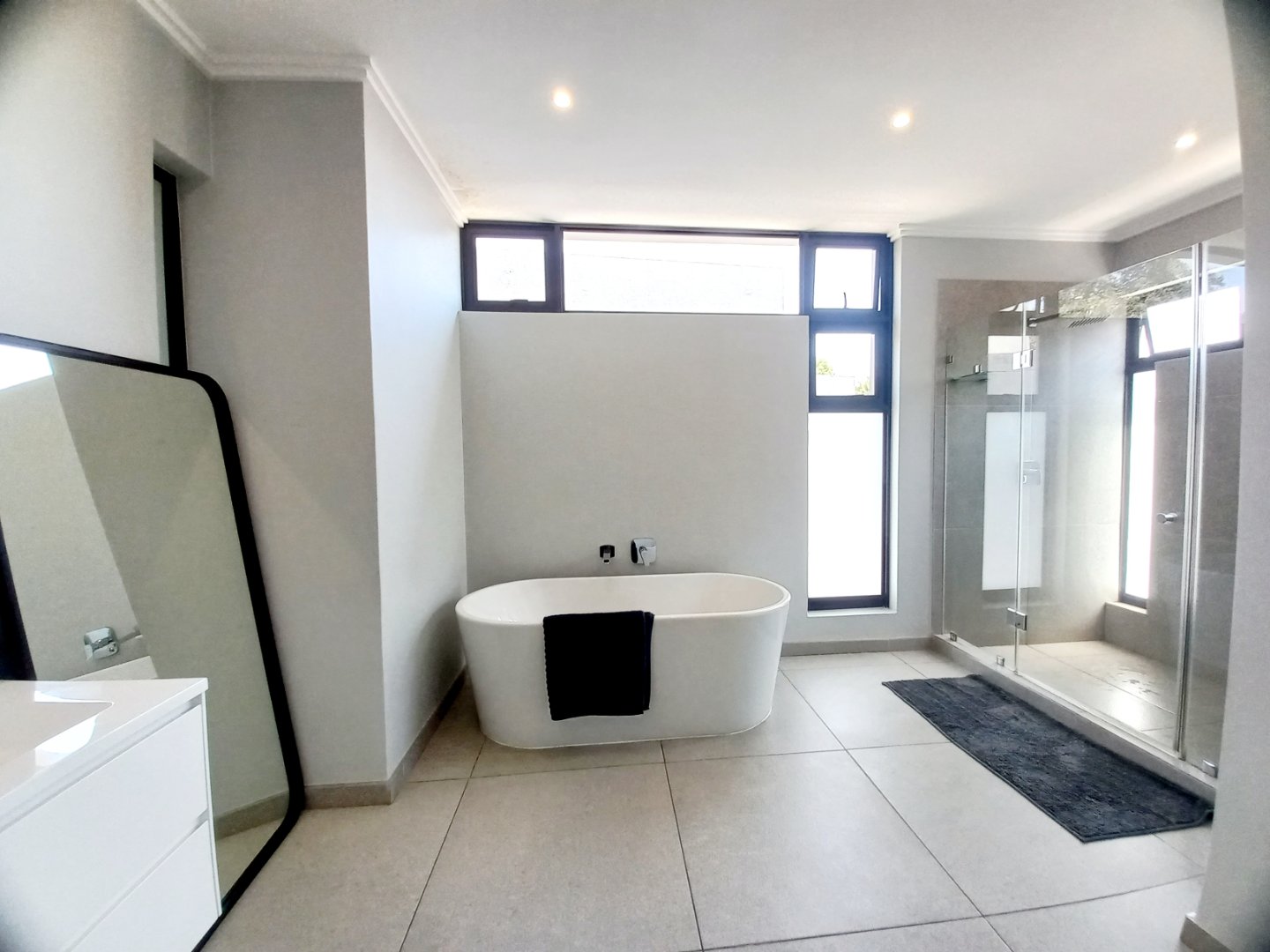 5 Bedroom Property for Sale in Morningside Manor Gauteng