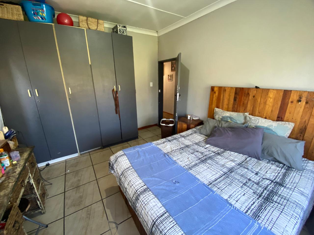 8 Bedroom Property for Sale in Booysens Gauteng