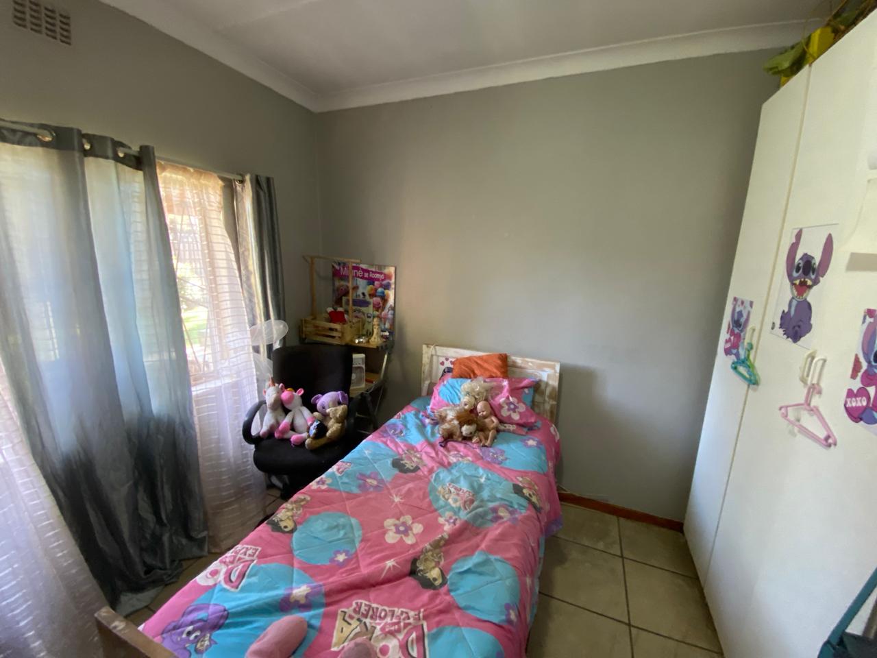 8 Bedroom Property for Sale in Booysens Gauteng