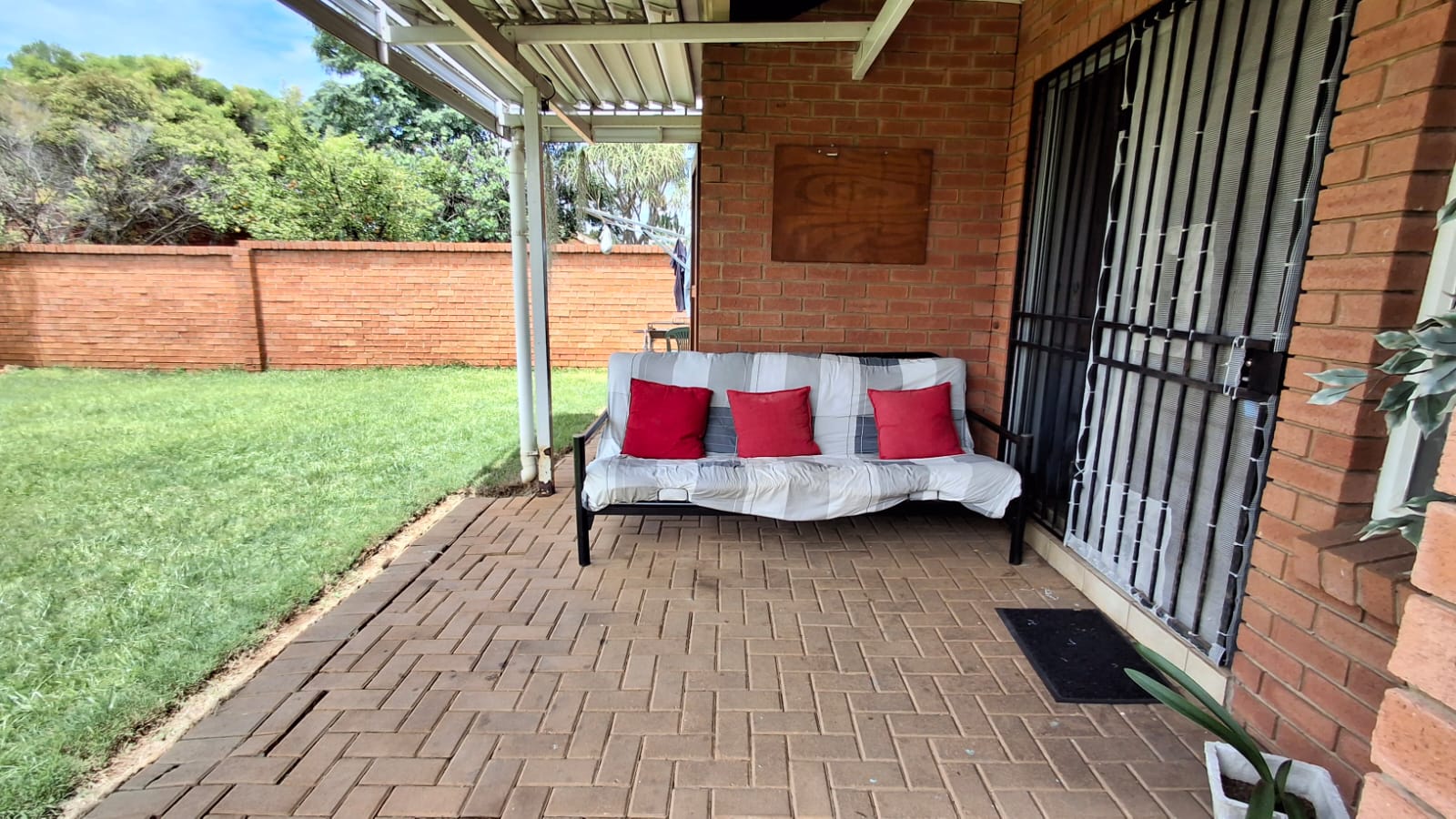 2 Bedroom Property for Sale in Montana Gauteng