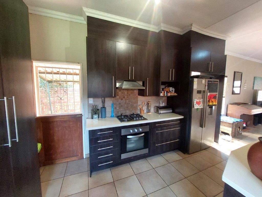 3 Bedroom Property for Sale in Clubview Gauteng