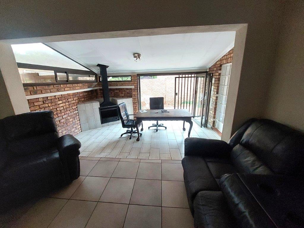 3 Bedroom Property for Sale in Clubview Gauteng