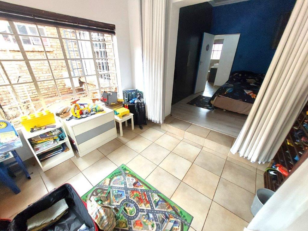 3 Bedroom Property for Sale in Clubview Gauteng