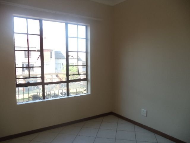 To Let 2 Bedroom Property for Rent in The Orchards Gauteng