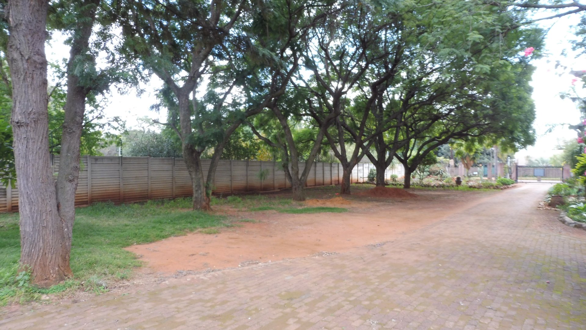 11 Bedroom Property for Sale in Heatherdale AH Gauteng