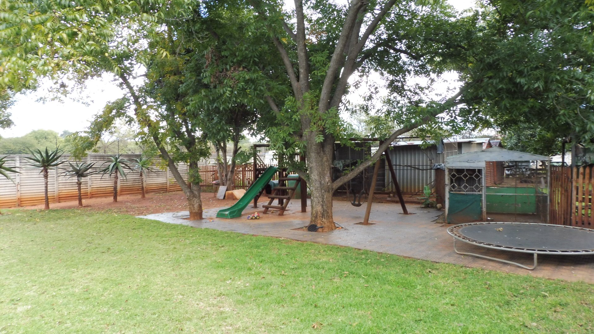 11 Bedroom Property for Sale in Heatherdale AH Gauteng