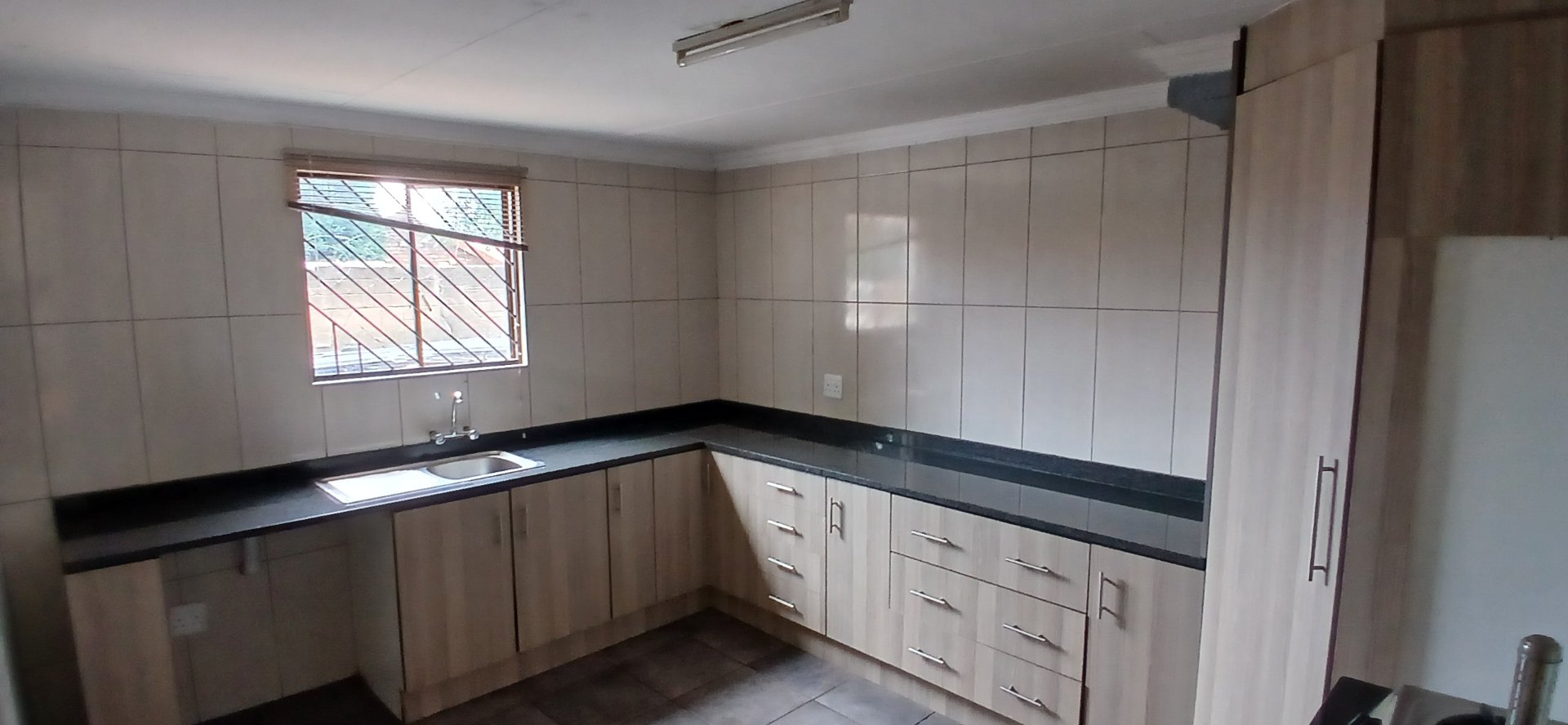 To Let 1 Bedroom Property for Rent in Heuweloord Gauteng