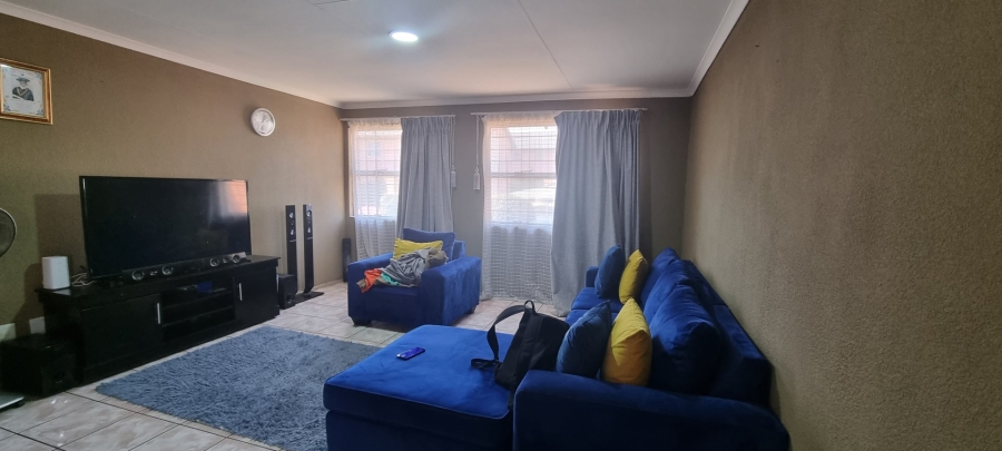 2 Bedroom Property for Sale in Ridgeway Gauteng