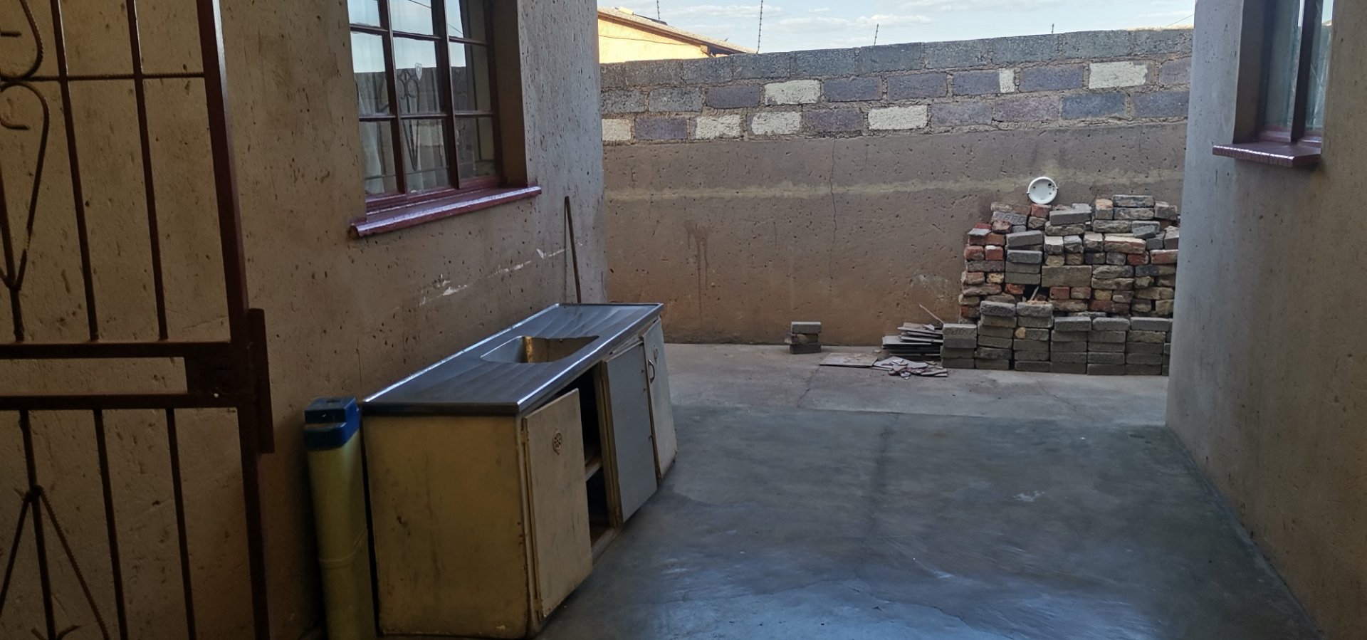 2 Bedroom Property for Sale in Ehlanzeni Gauteng