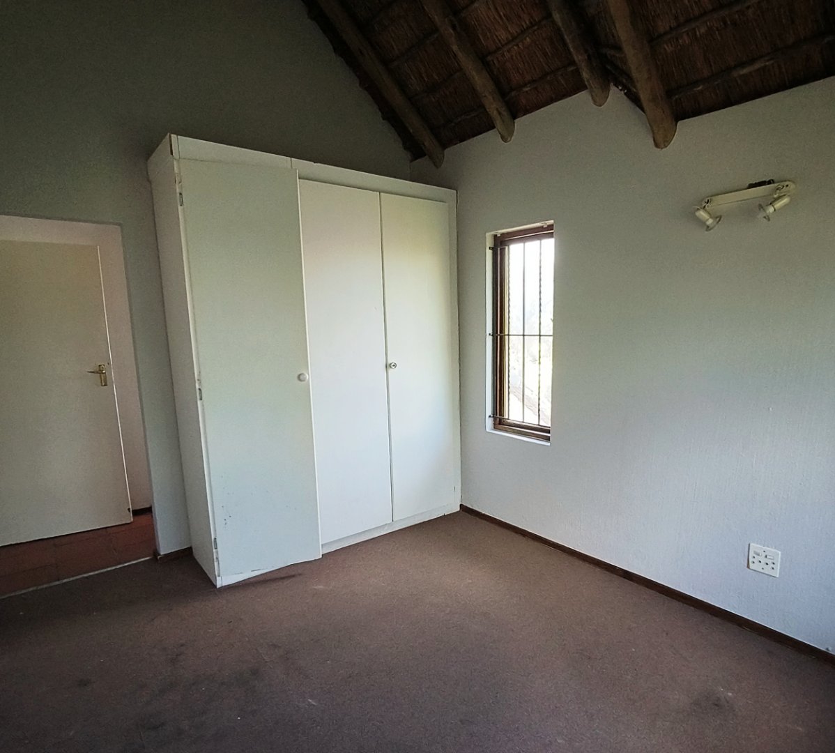 2 Bedroom Property for Sale in Sunninghill Gauteng