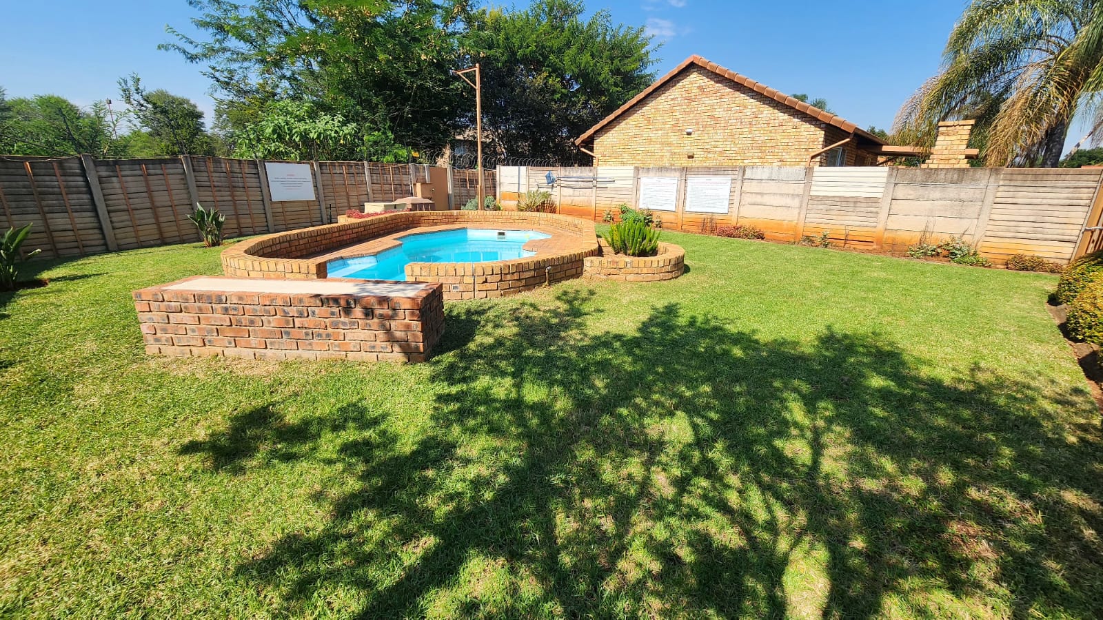 2 Bedroom Property for Sale in Doornpoort Gauteng