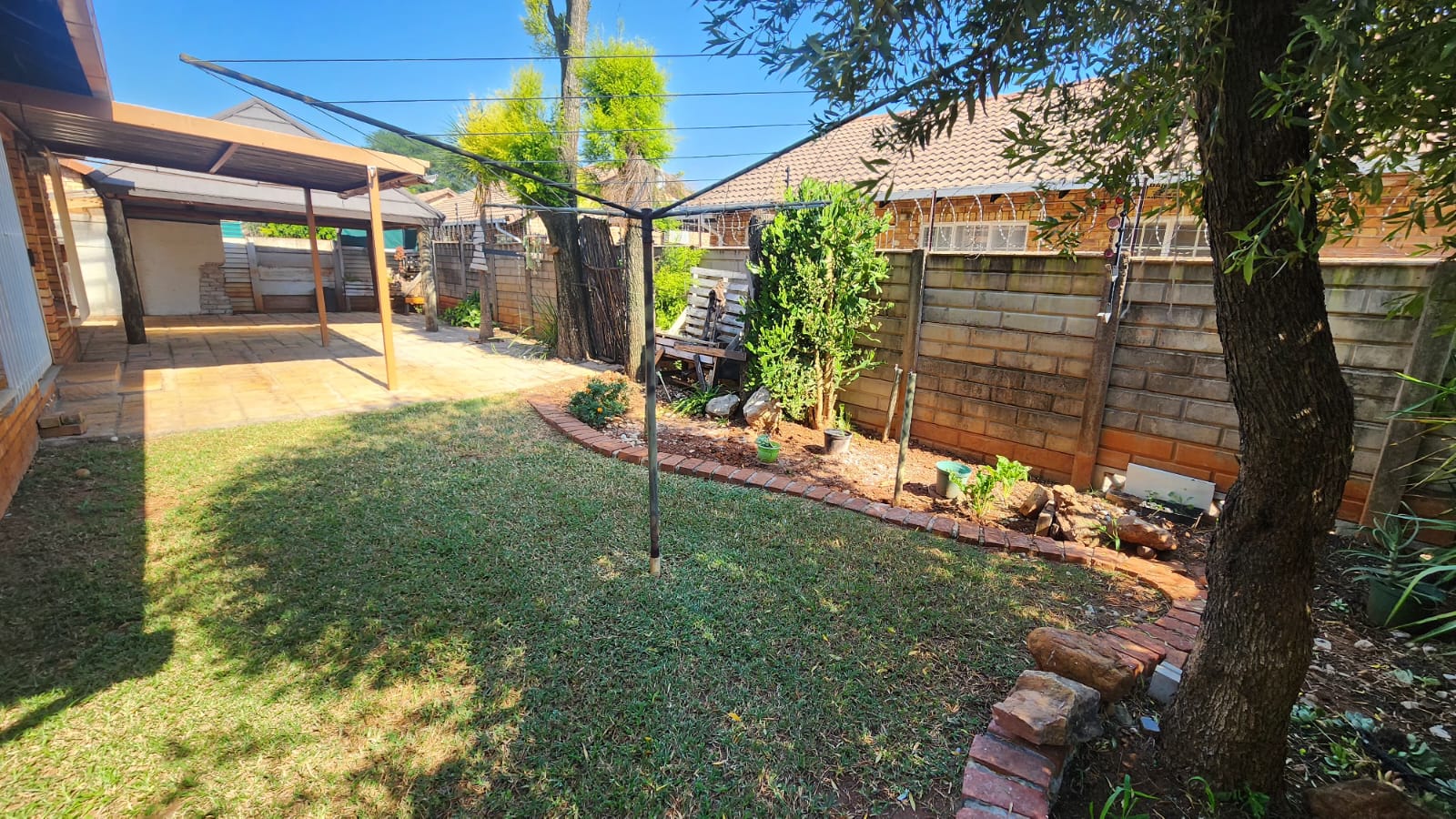 2 Bedroom Property for Sale in Doornpoort Gauteng