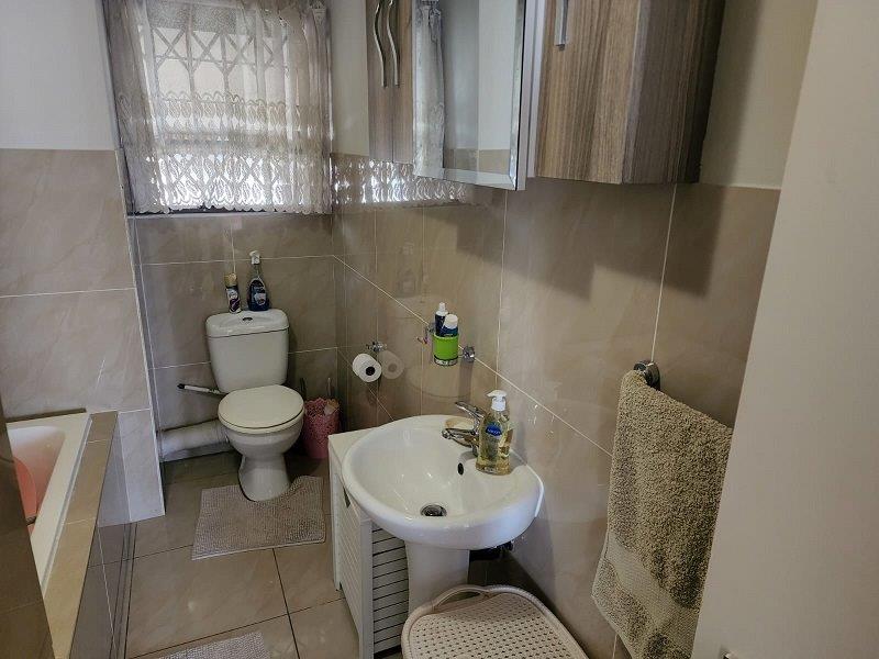 2 Bedroom Property for Sale in Brentwood Park AH Gauteng