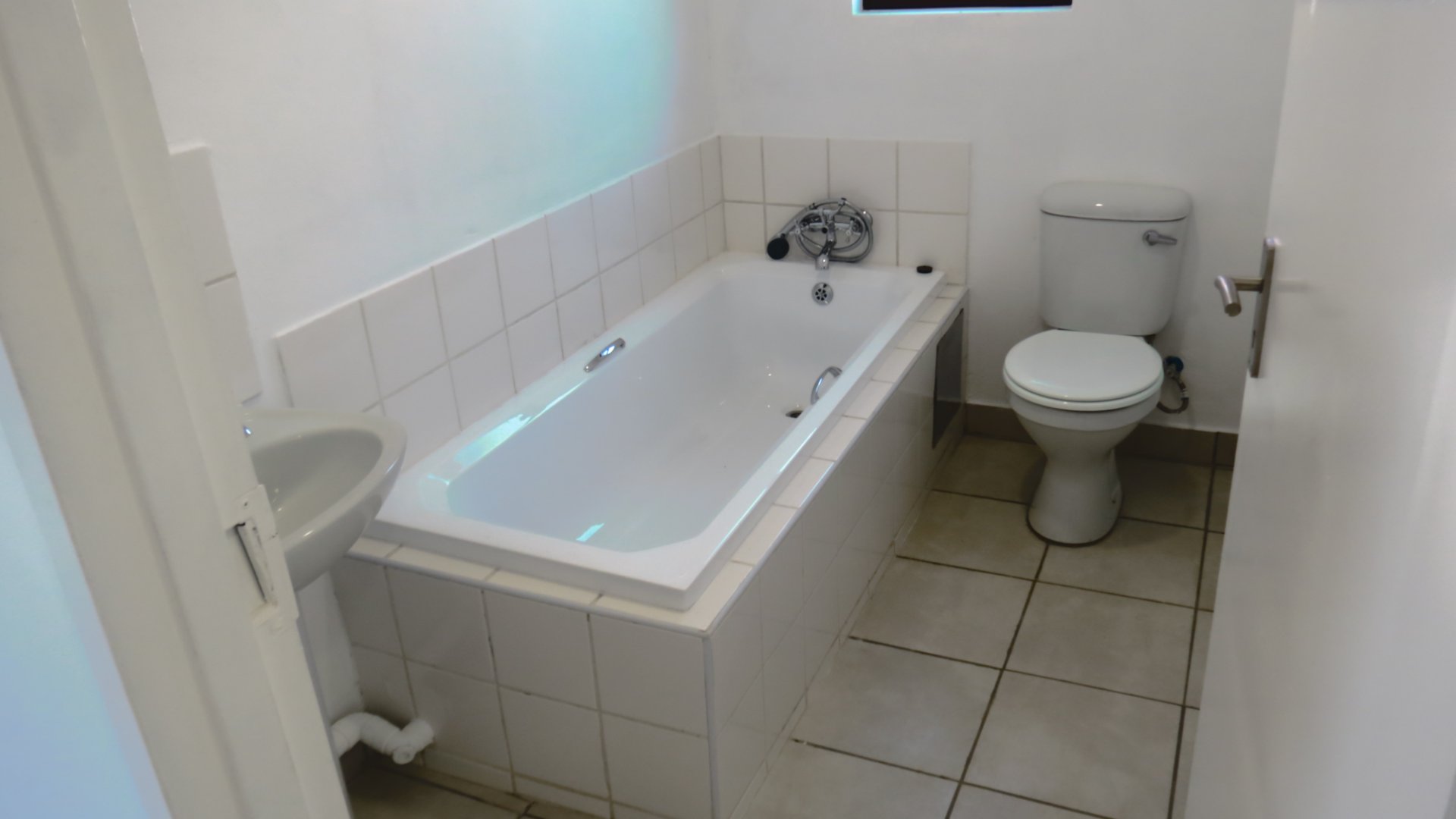 3 Bedroom Property for Sale in Crystal Park Gauteng