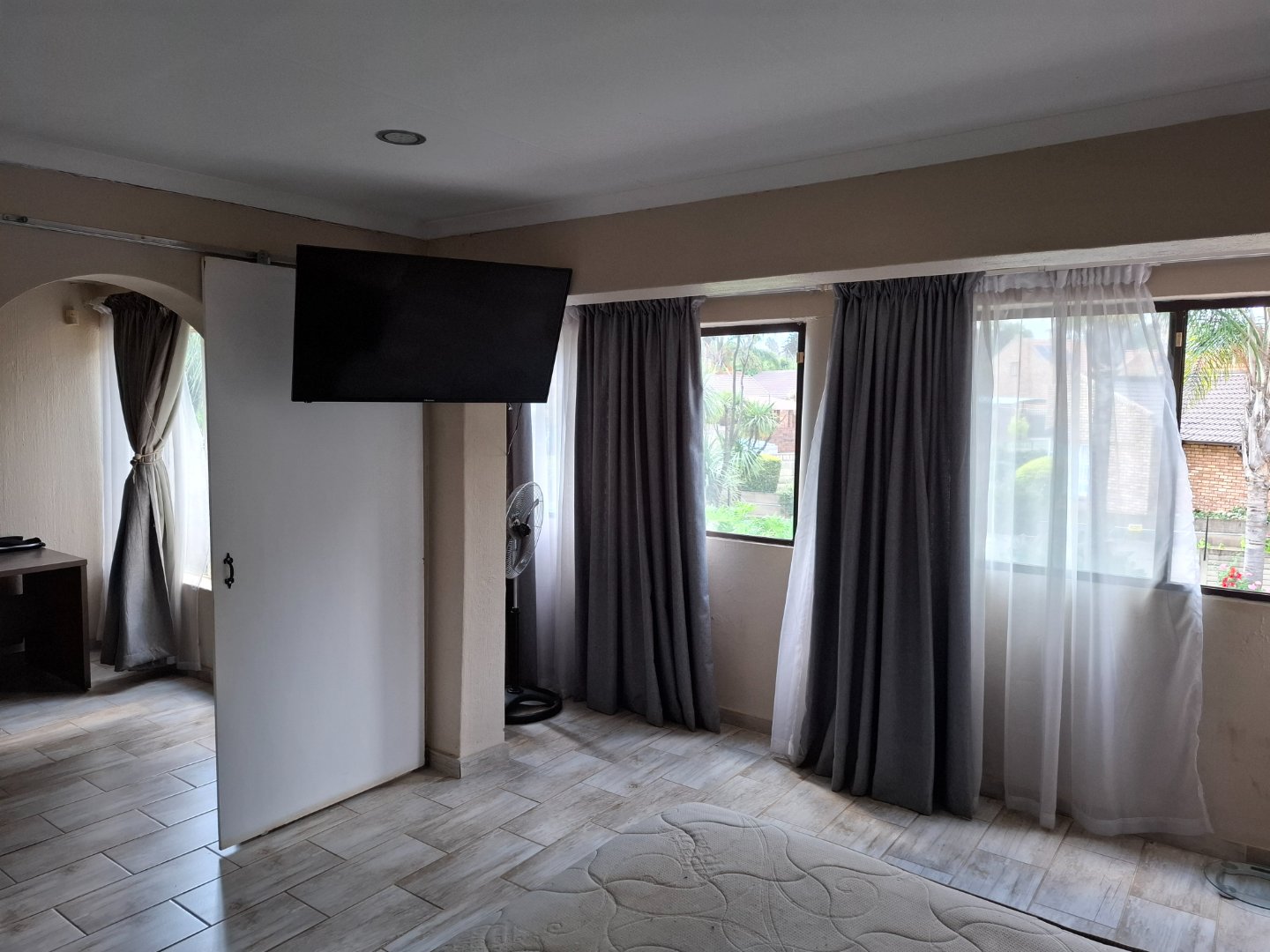 4 Bedroom Property for Sale in Glen Marais Gauteng