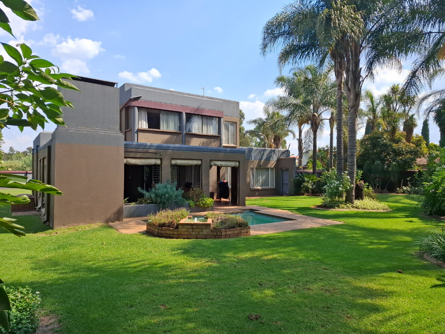 4 Bedroom Property for Sale in Glen Marais Gauteng