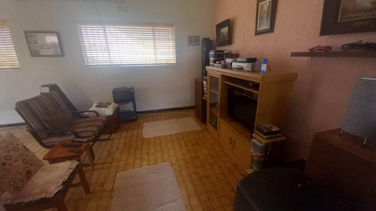 3 Bedroom Property for Sale in Helderkruin Gauteng