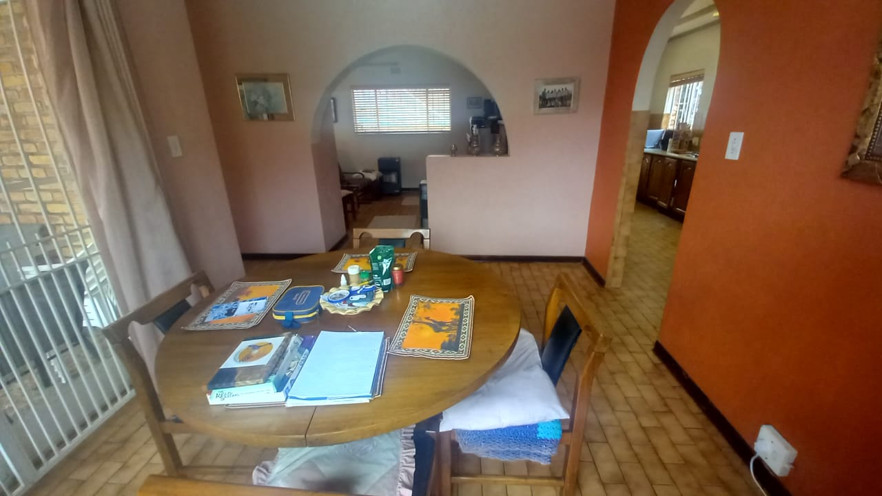 3 Bedroom Property for Sale in Helderkruin Gauteng