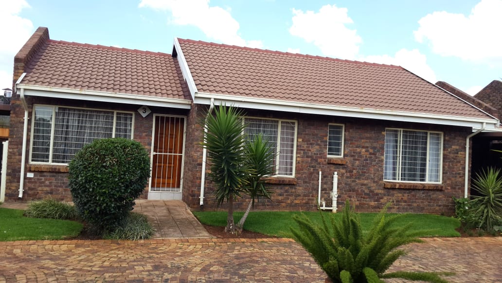 3 Bedroom Property for Sale in Dal Fouche Gauteng