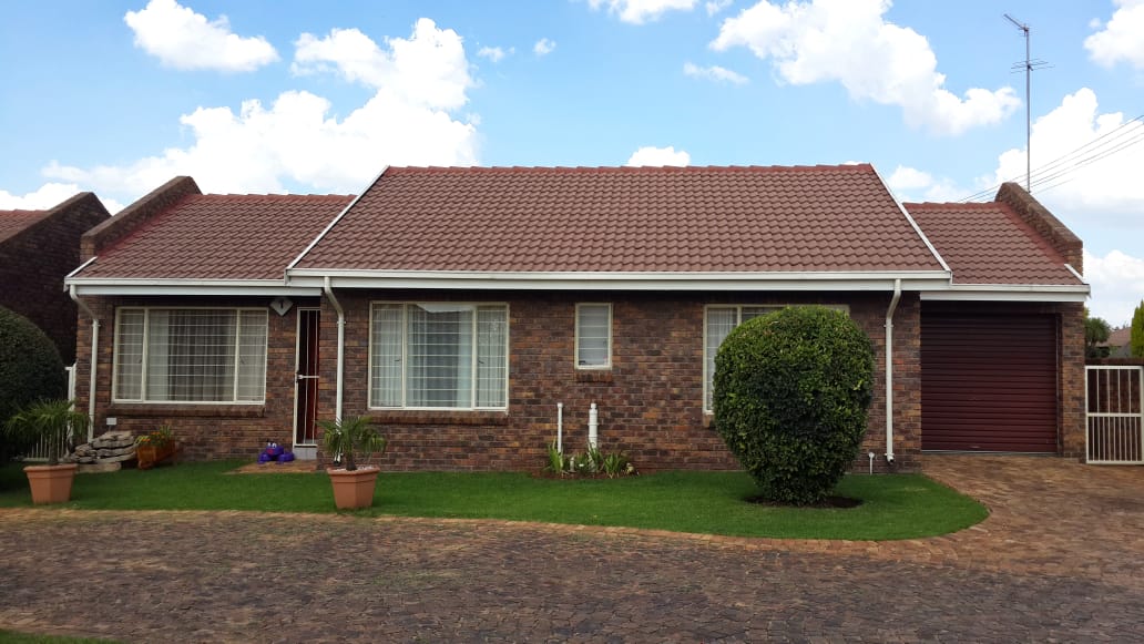 3 Bedroom Property for Sale in Dal Fouche Gauteng