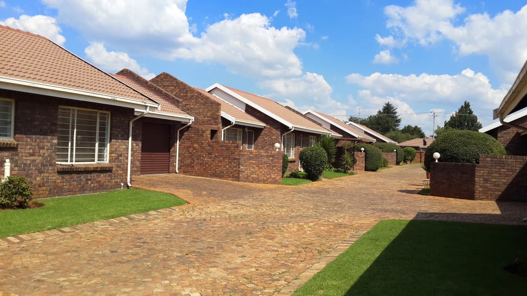 3 Bedroom Property for Sale in Dal Fouche Gauteng