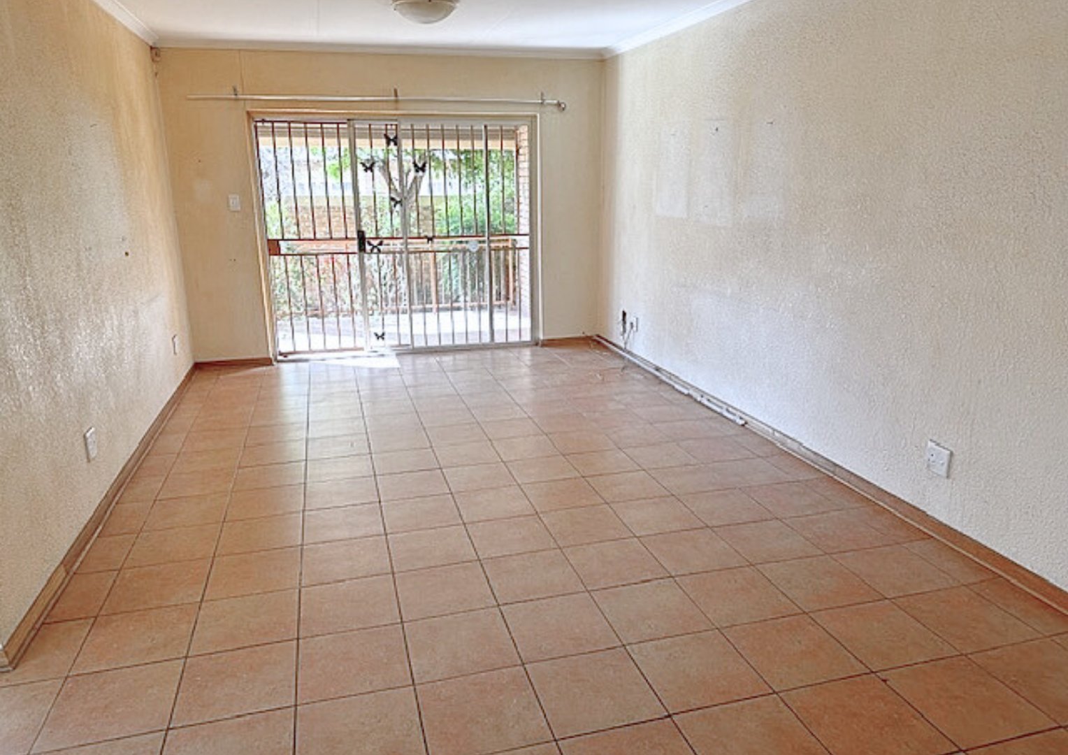 2 Bedroom Property for Sale in Honeydew Gauteng