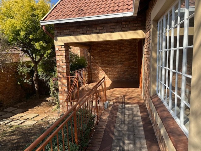 2 Bedroom Property for Sale in Honeydew Gauteng