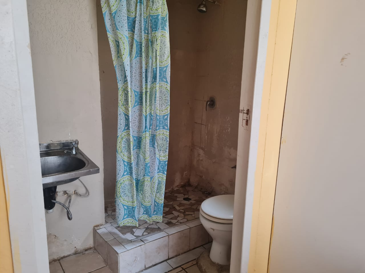 8 Bedroom Property for Sale in Rosettenville Gauteng