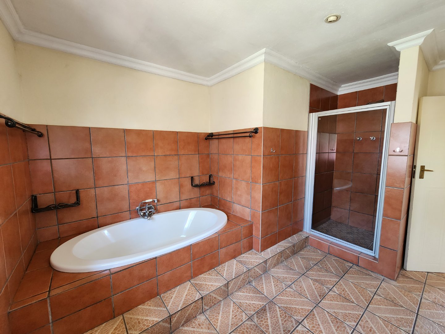 6 Bedroom Property for Sale in Theresa Park Gauteng