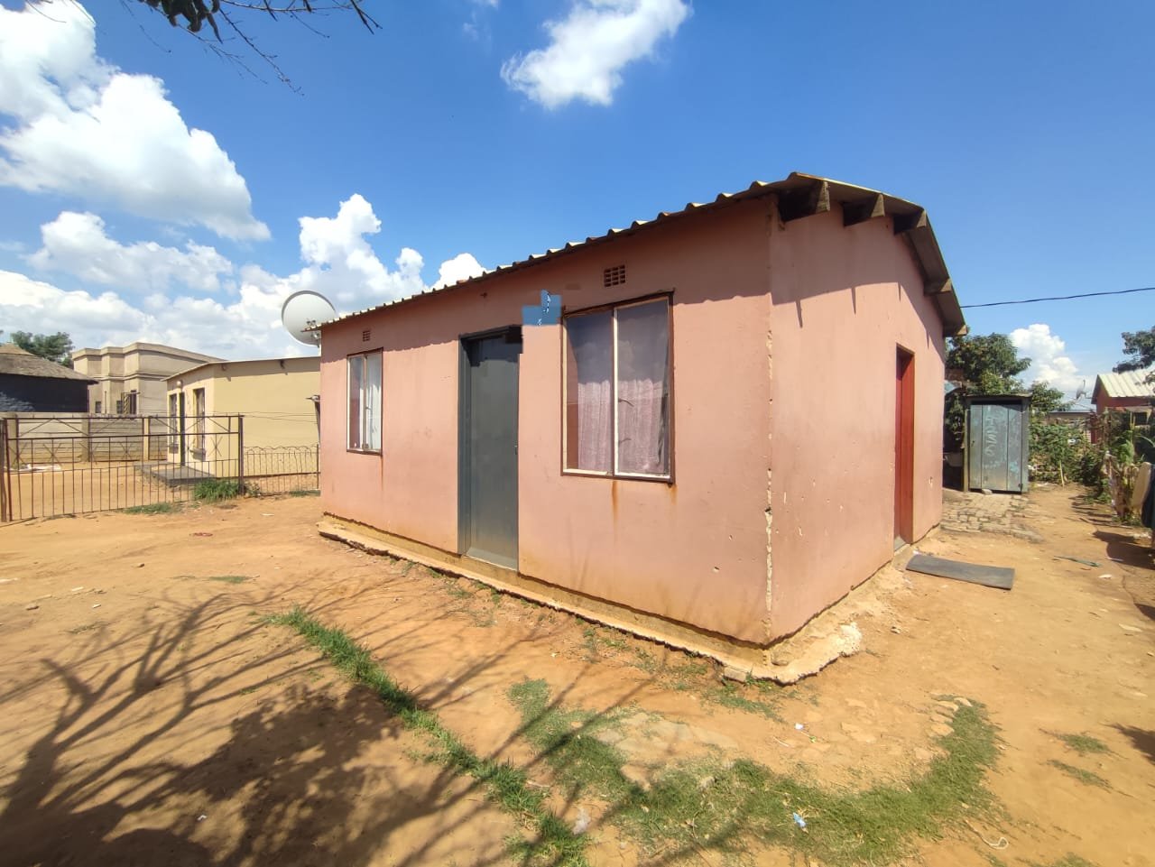 2 Bedroom Property for Sale in Daveyton Gauteng