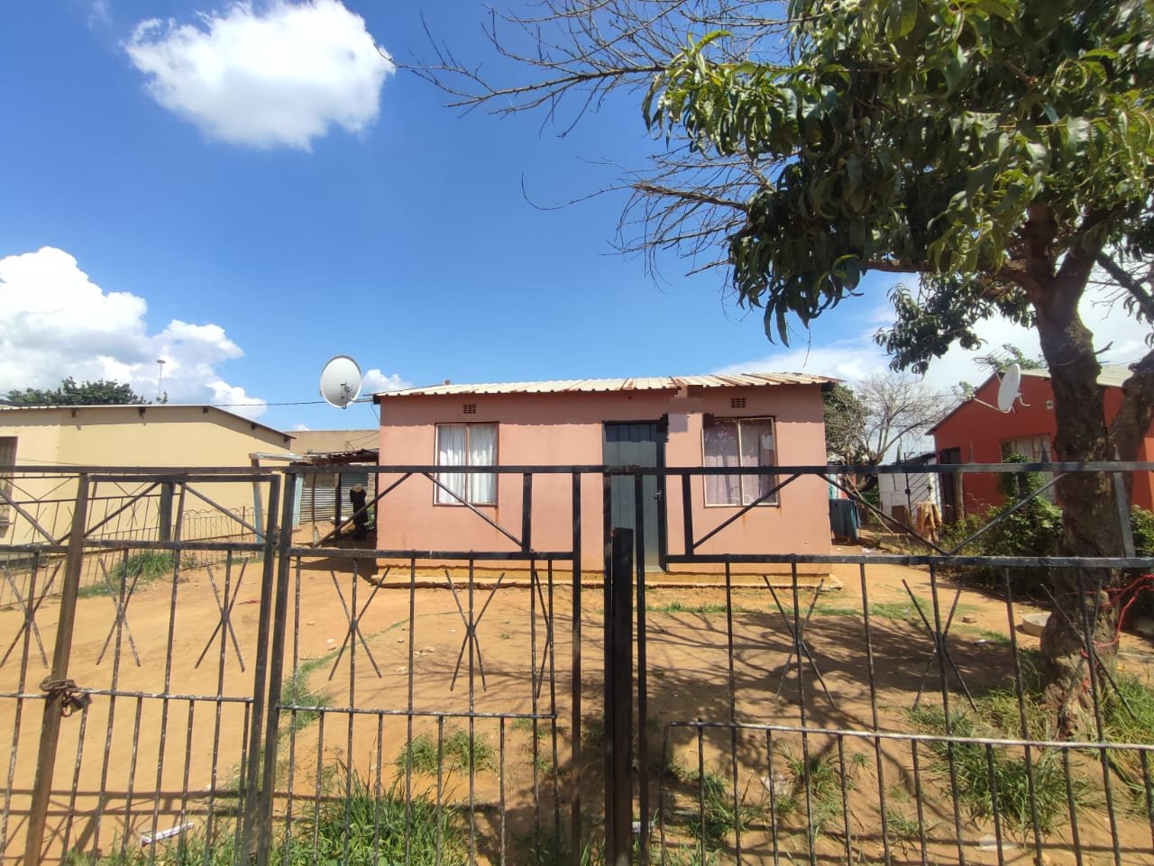 2 Bedroom Property for Sale in Daveyton Gauteng