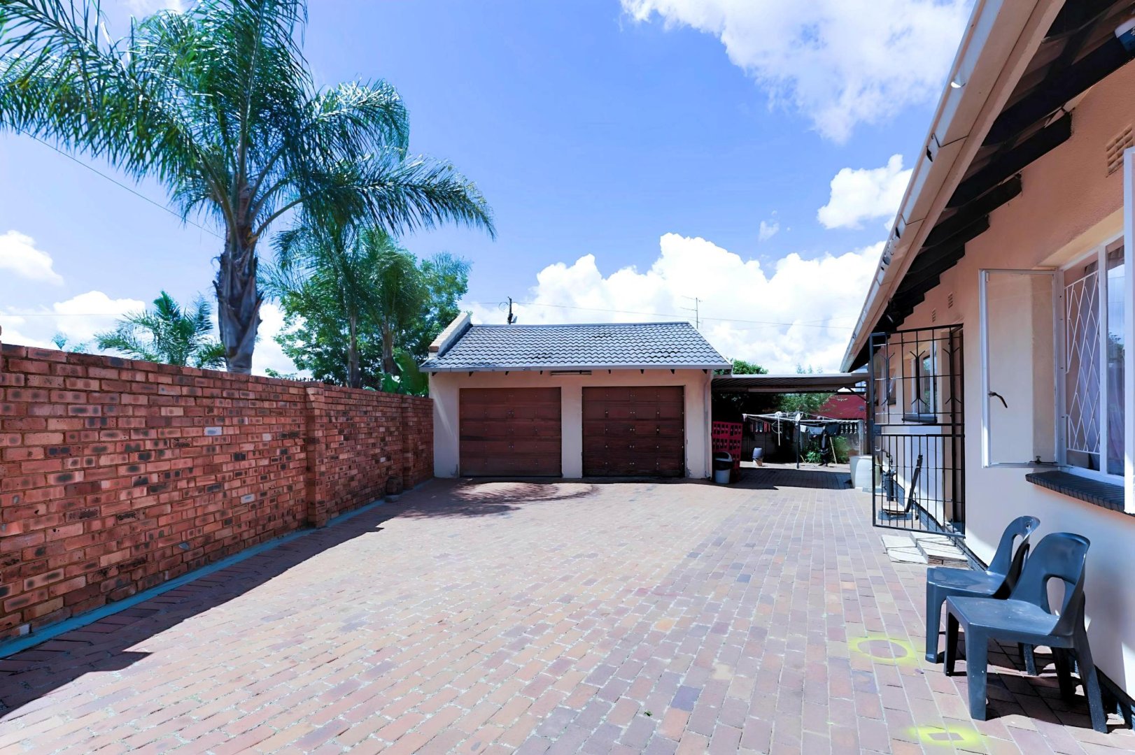 4 Bedroom Property for Sale in Lenasia South Gauteng