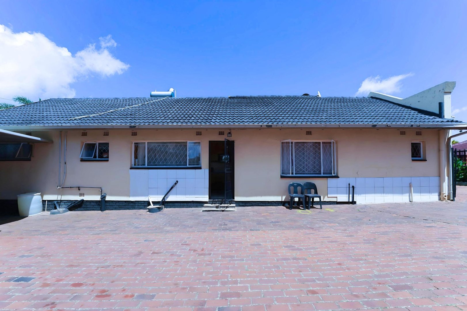 4 Bedroom Property for Sale in Lenasia South Gauteng