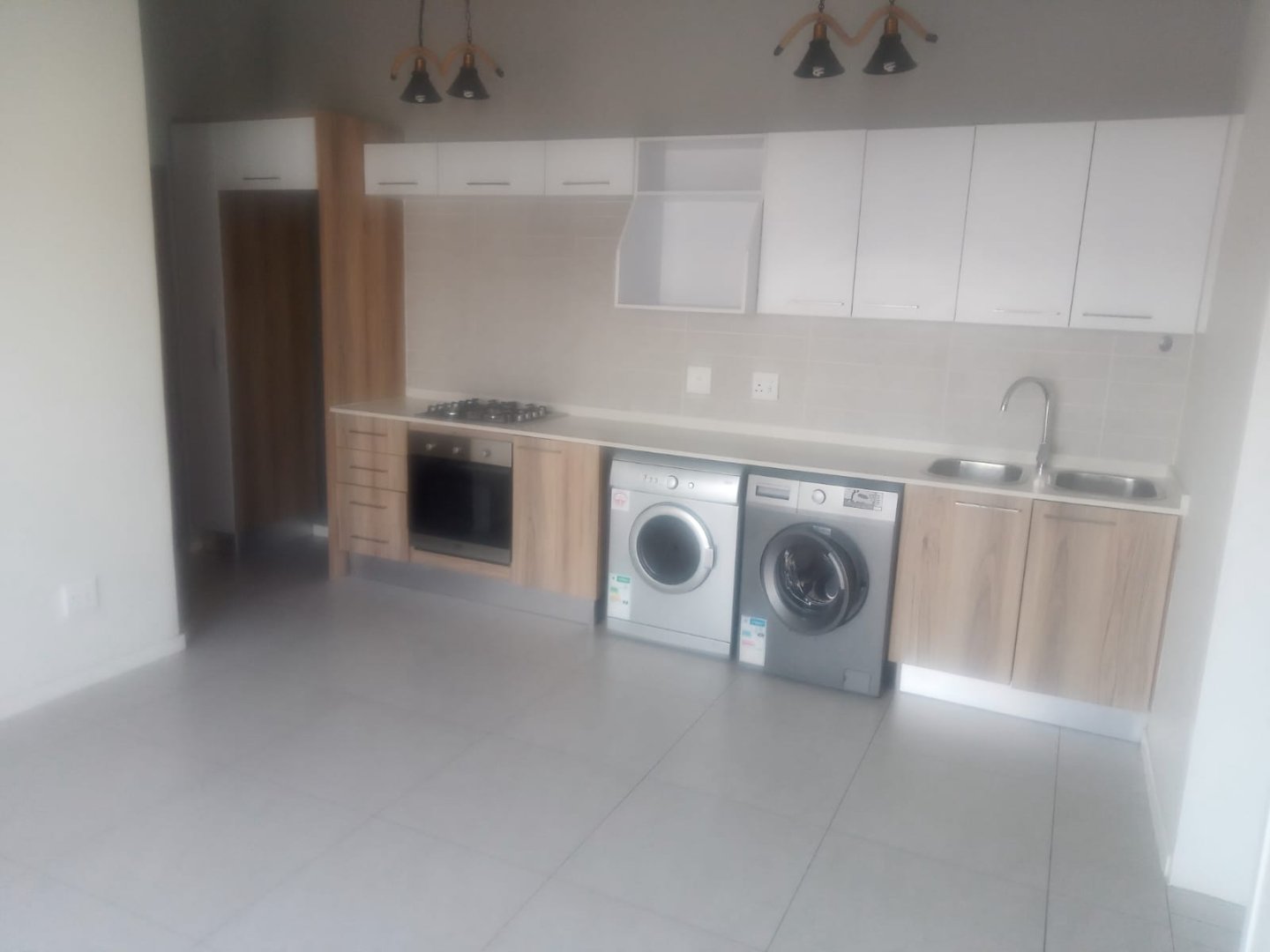 To Let 1 Bedroom Property for Rent in Modderfontein Gauteng