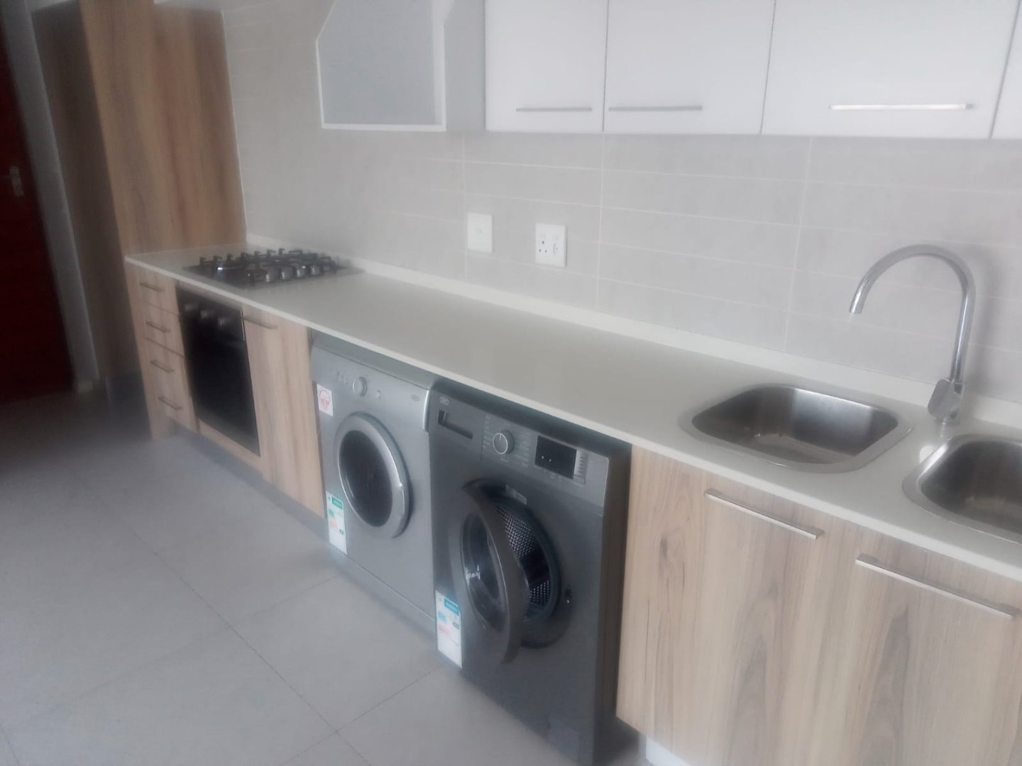 To Let 1 Bedroom Property for Rent in Modderfontein Gauteng