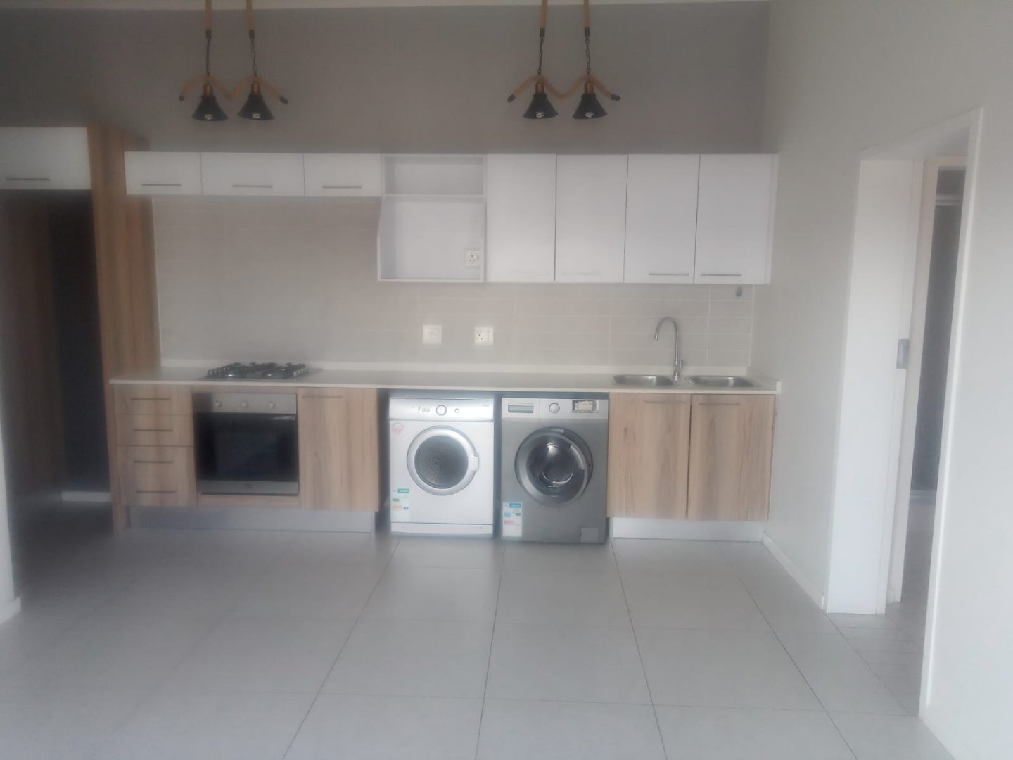 To Let 1 Bedroom Property for Rent in Modderfontein Gauteng