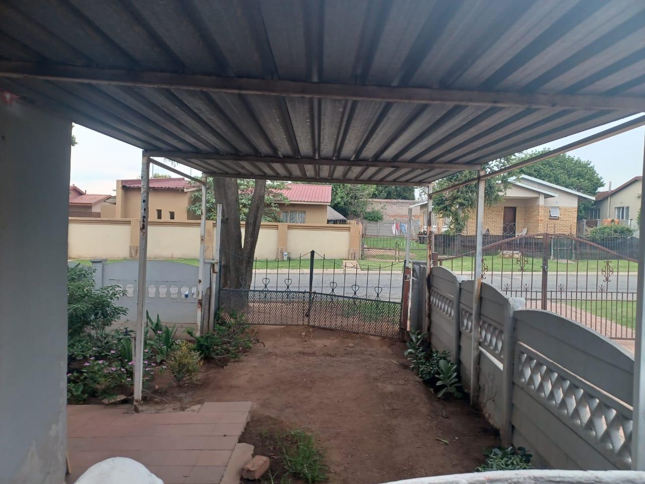 3 Bedroom Property for Sale in Reigerpark Gauteng